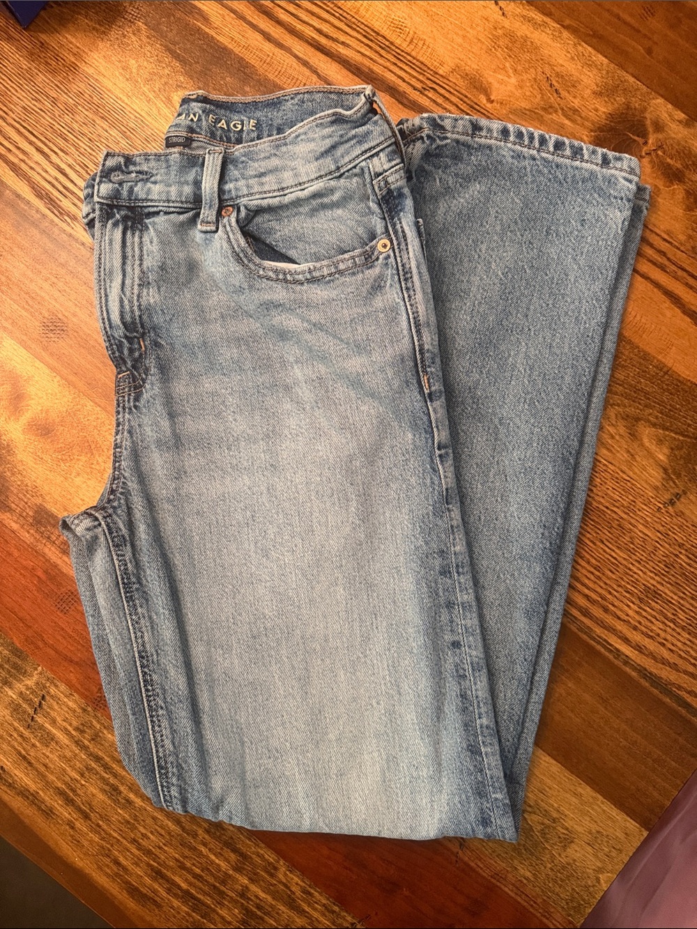 American Eagle Outfitters Light Wash Boyfriend Jeans